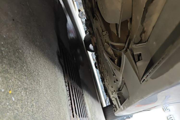 Used Toyota Reiz 2010 2.5V Fengdu Elite Edition Chassis Rear Right