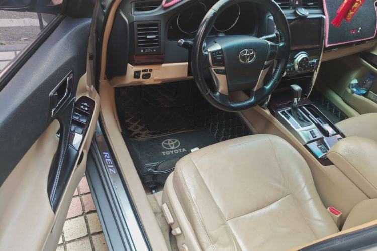 Used Toyota Reiz 2010 2.5S Fengdu Jinghua Edition Driver Seat