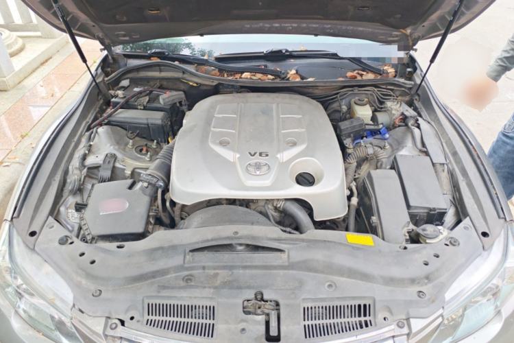 Used Toyota Reiz 2010 2.5S Fashion Elite Edition Engine Bay