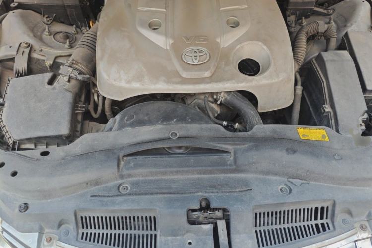 Used Toyota Reiz 2010 2.5S Fengdu Jinghua Edition Engine Bay