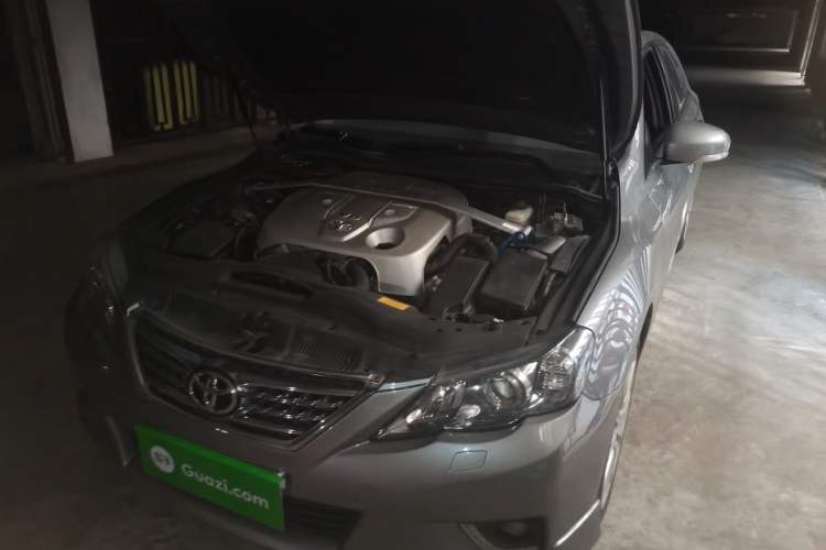 Used Toyota Reiz 2010 2.5S Fashion Elite Edition Engine Bay Left