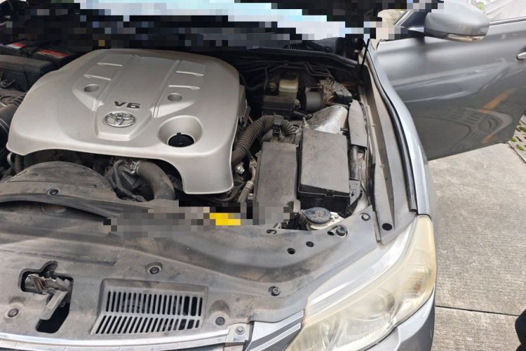 Used Toyota Reiz 2010 2.5V Fengdu Elite Edition Engine Bay Left