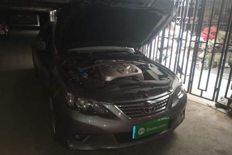 Used Toyota Reiz 2010 2.5S Fashion Elite Edition Engine Bay Right