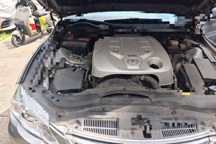Used Toyota Reiz 2010 2.5V Fengdu Elite Edition Engine Bay Right