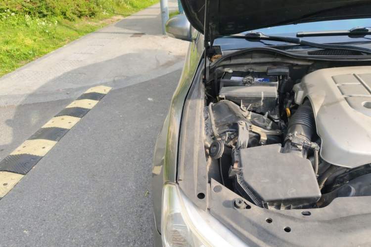 Used Toyota Reiz 2010 2.5V Fengdu Elite Edition Engine Bay Right