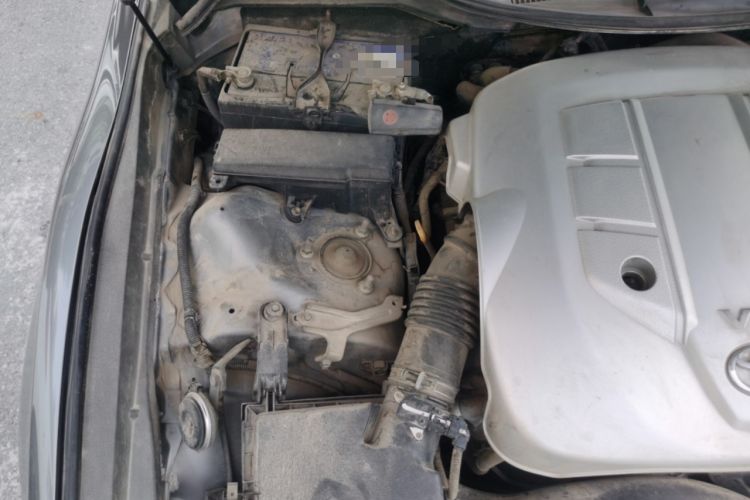 Used Toyota Reiz 2010 2.5V Fengdu Elite Edition Engine Bay Right