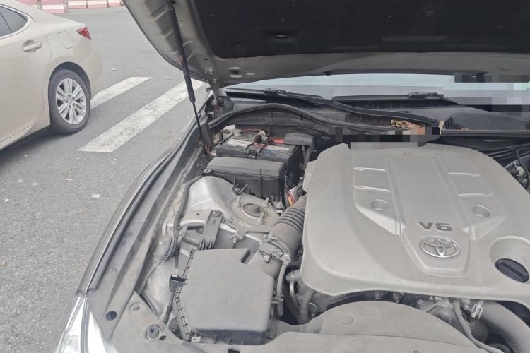 Used Toyota Reiz 2010 2.5S Fengdu Jinghua Edition Engine Bay Right