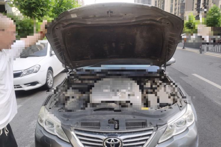 Used Toyota Reiz 2010 2.5V Fengdu Elite Edition Engine Bay