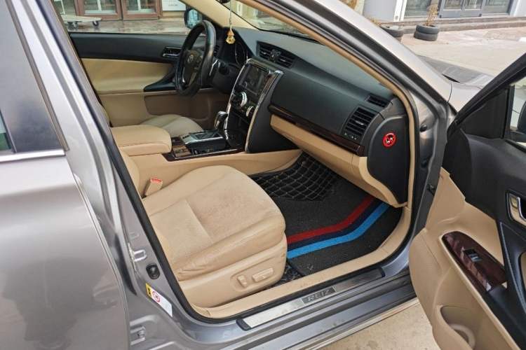 Used Toyota Reiz 2010 2.5V Fashion Elite Edition Exterior 5