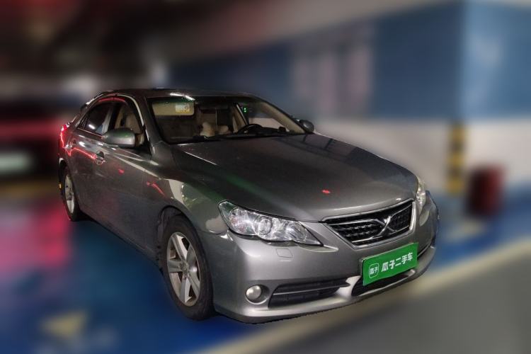 Used Toyota Reiz 2010 2.5V Fashion Elite Edition Front Right 45 Deg