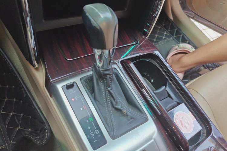 Used Toyota Reiz 2010 2.5S Fengdu Jinghua Edition Gear Lever