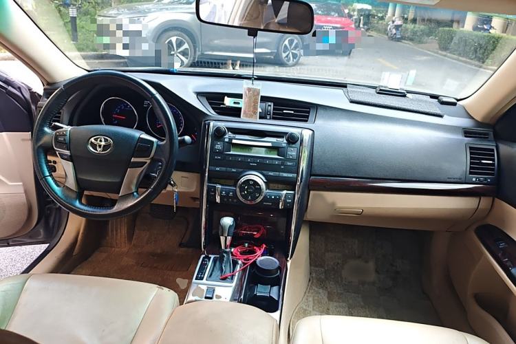 Used Toyota Reiz 2010 2.5V Fengdu Elite Edition Interior 2