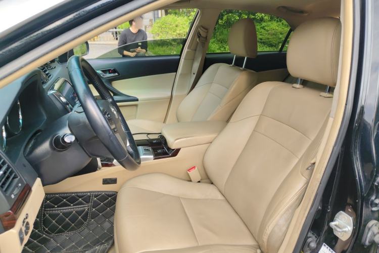 Used Toyota Reiz 2010 2.5V Fengdu Elite Edition Left Front Seat
