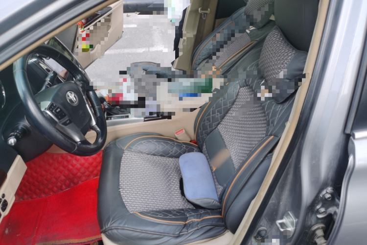 Used Toyota Reiz 2010 2.5V Fengdu Elite Edition Left Front Seat