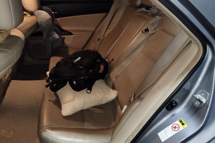 Used Toyota Reiz 2010 2.5V Fashion Elite Edition Left Rear Seat