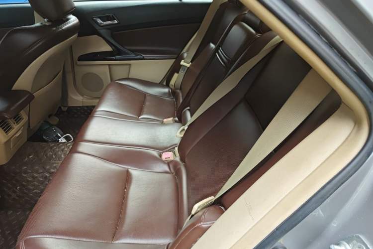 Used Toyota Reiz 2010 2.5V Fengdu Elite Edition Left Rear Seat