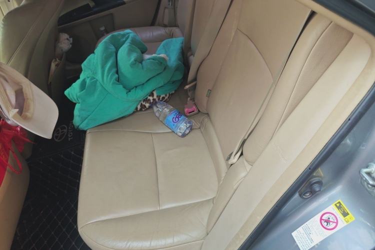 Used Toyota Reiz 2010 2.5S Fengdu Jinghua Edition Left Rear Seat
