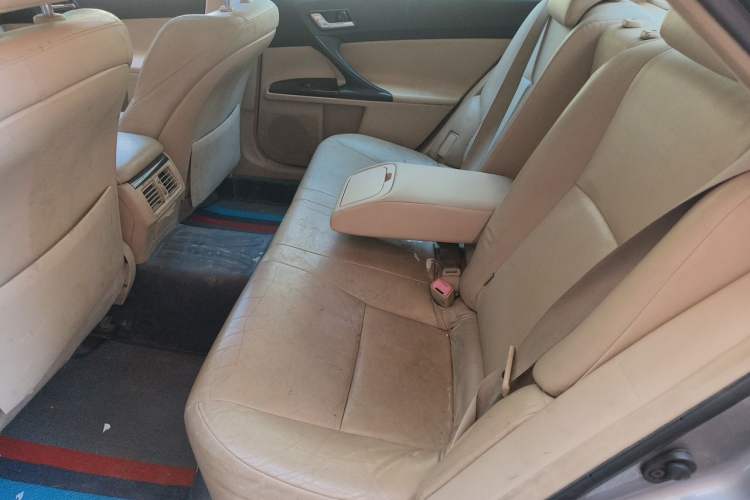 Used Toyota Reiz 2010 2.5V Fengdu Elite Edition Left Rear Seat