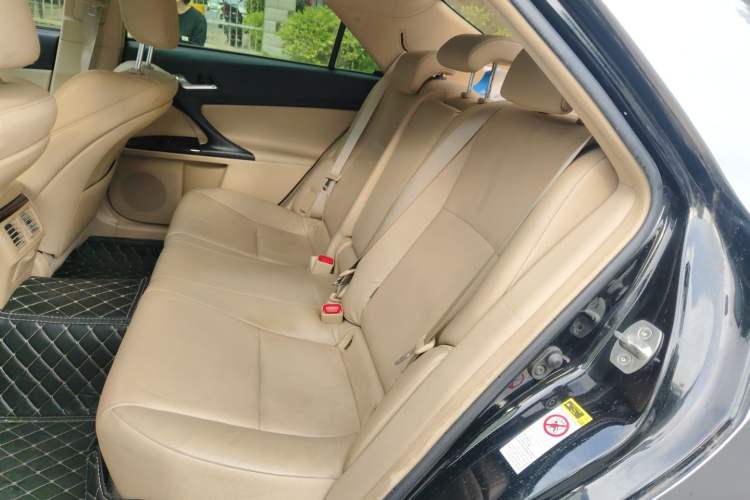 Used Toyota Reiz 2010 2.5V Fengdu Elite Edition Left Rear Seat