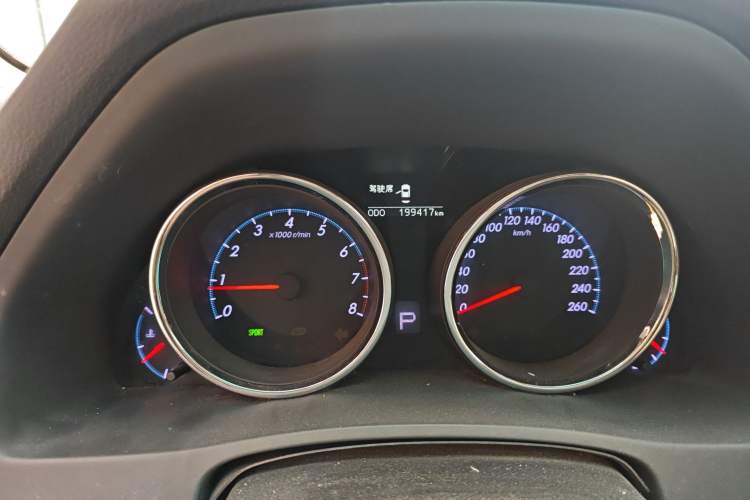 Used Toyota Reiz 2010 2.5V Fashion Elite Edition Odometer Close Up