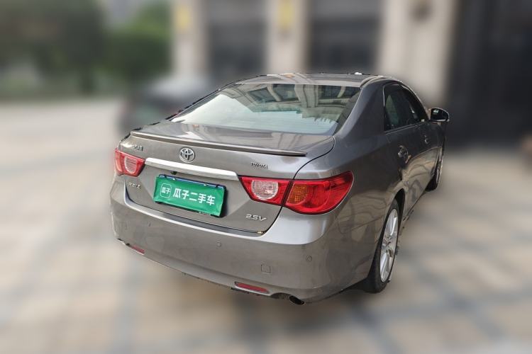 Used Toyota Reiz 2010 2.5V Fashion Luxury Navigation Edition Rear Right 45 Deg
