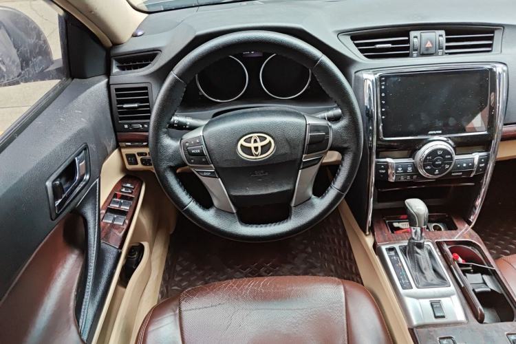 Used Toyota Reiz 2010 2.5V Fengdu Elite Edition Steering Wheel