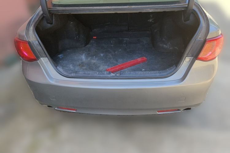 Used Toyota Reiz 2010 2.5V Fengdu Elite Edition Trunk