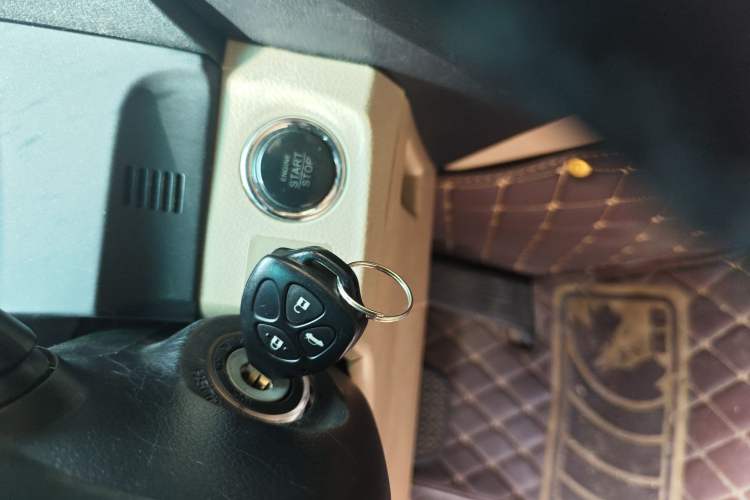 Used Toyota Reiz 2010 2.5V Fengdu Elite Edition Vehicle Key