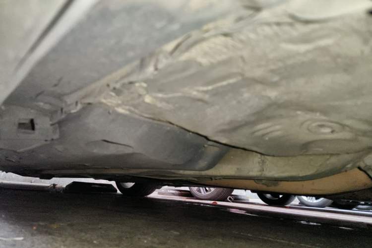Used Toyota Reiz 2010 2.5S Fengdu Jinghua Edition Chassis Front Right