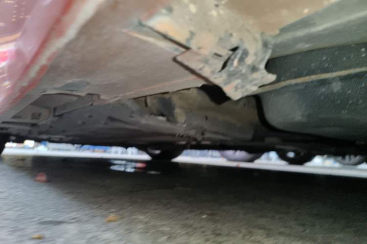 Used Toyota Reiz 2010 2.5S Fengdu Jinghua Edition Chassis Rear Left