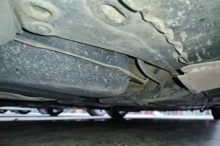 Used Toyota Reiz 2010 2.5S Fengdu Jinghua Edition Chassis Rear Right
