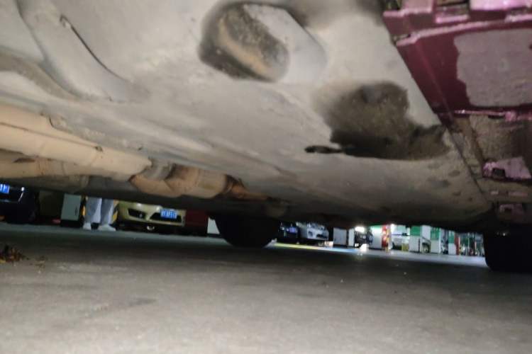 Used Toyota Reiz 2010 2.5V Fengdu Elite Edition Chassis Front Left