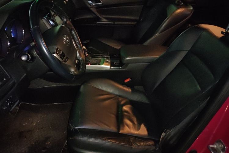 Used Toyota Reiz 2010 2.5V Fengdu Elite Edition Left Front Seat