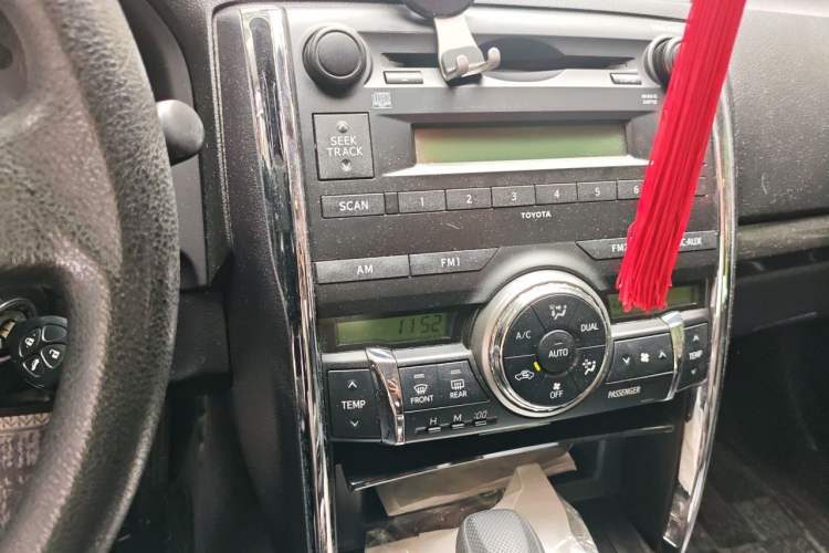 Used Toyota Reiz 2010 2.5S Fengdu Jinghua Edition Audio And AC Panel