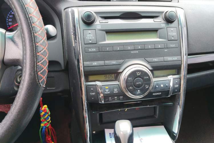 Used Toyota Reiz 2010 2.5V Fengdu Elite Edition Audio And AC Panel