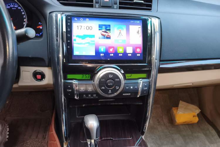 Used Toyota Reiz 2010 2.5V Fengdu Elite Edition Audio And AC Panel