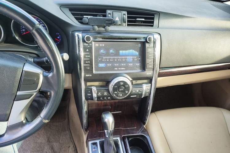 Used Toyota Reiz 2010 2.5S Fengdu Jinghua Edition Audio And AC Panel