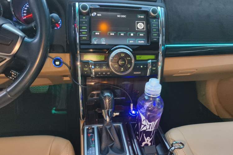 Used Toyota Reiz 2010 2.5V Fengdu Elite Edition Audio And AC Panel