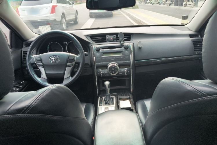 Used Toyota Reiz 2010 2.5V Fengdu Elite Edition Center Console