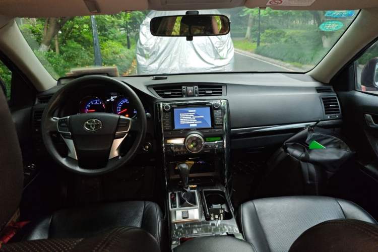 Used Toyota Reiz 2010 2.5S Fengdu Jinghua Edition Center Console