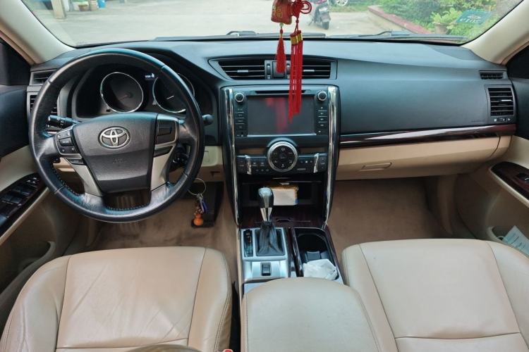 Used Toyota Reiz 2010 2.5V Fengdu Elite Edition Center Console