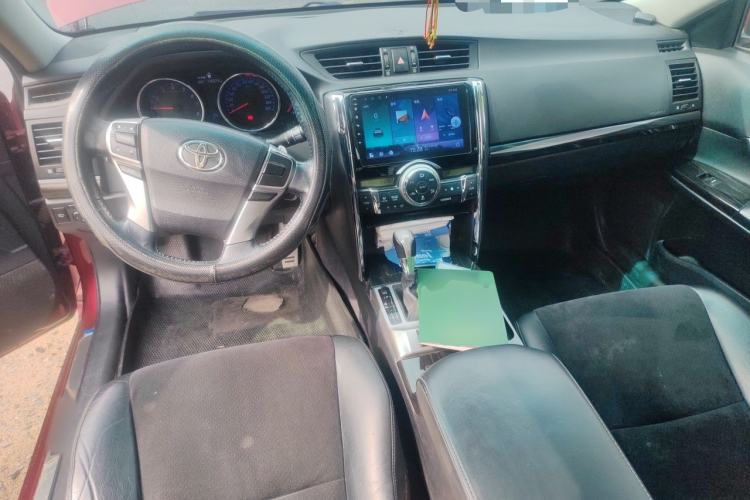 Used Toyota Reiz 2010 2.5V Fashion Elite Edition Center Console