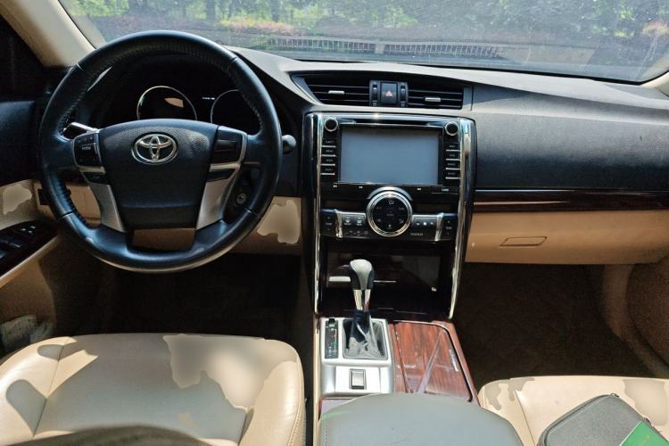 Used Toyota Reiz 2010 2.5V Fengdu Elite Edition Center Console