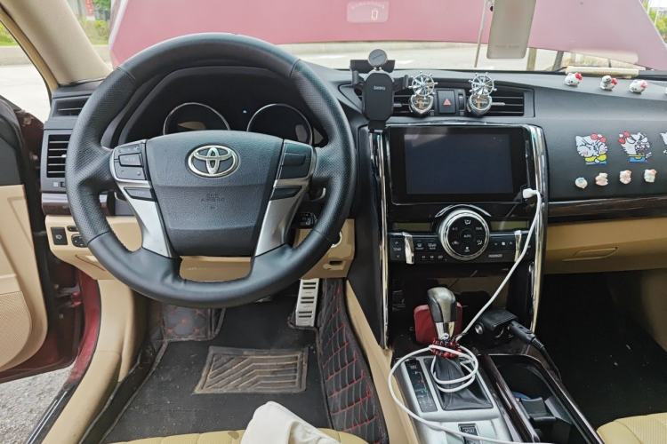 Used Toyota Reiz 2010 2.5V Fashion Elite Edition Center Console