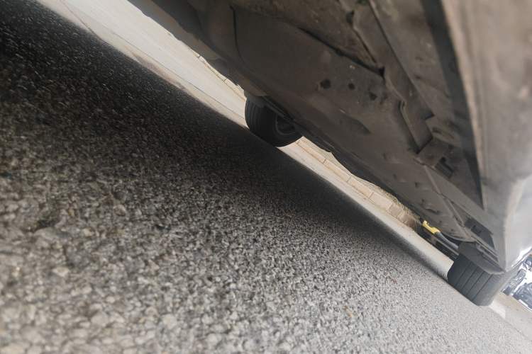 Used Toyota Reiz 2010 2.5S Fengdu Jinghua Edition Chassis Front Left