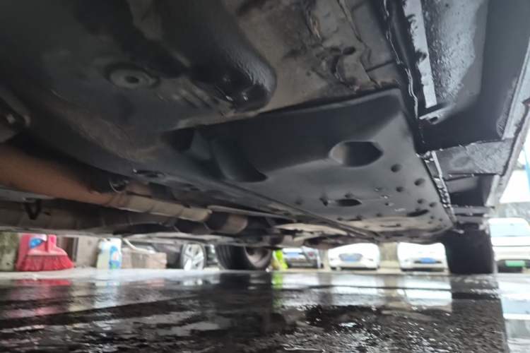 Used Toyota Reiz 2010 2.5S Fengdu Jinghua Edition Chassis Front Left