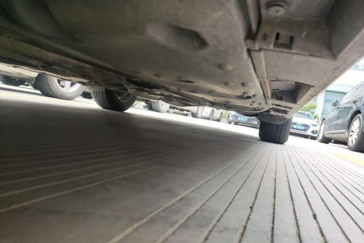 Used Toyota Reiz 2010 2.5S Fengdu Jinghua Edition Chassis Front Left