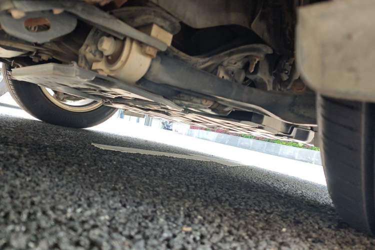 Used Toyota Reiz 2010 2.5V Fengdu Elite Edition Chassis Front Right