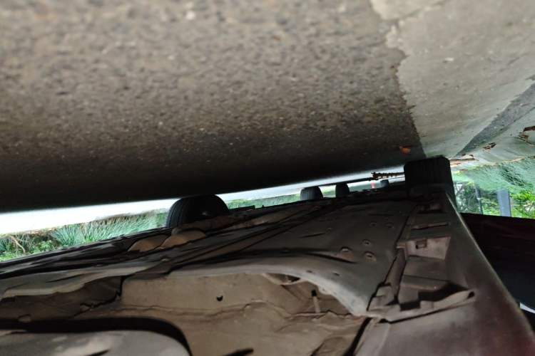Used Toyota Reiz 2010 2.5S Fengdu Jinghua Edition Chassis Rear Left