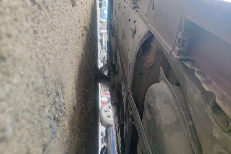 Used Toyota Reiz 2010 2.5V Fashion Elite Edition Chassis Rear Left